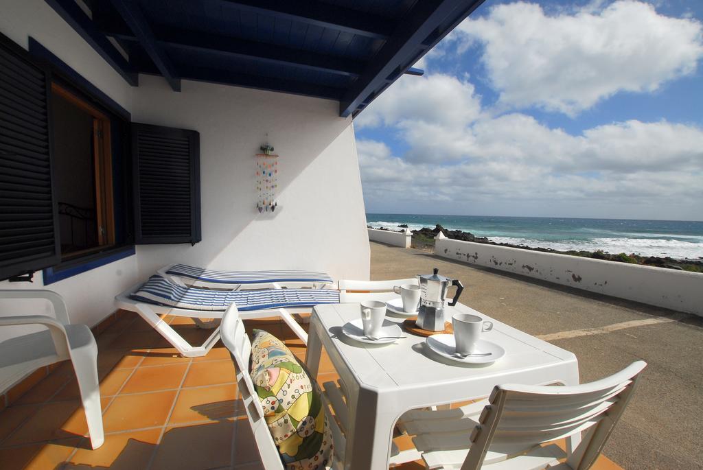 Casita Lanzaocean View Apartment Punta Mujeres Exterior photo